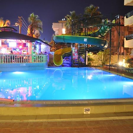 Maxwell Holiday Club Мармарис Екстериор снимка