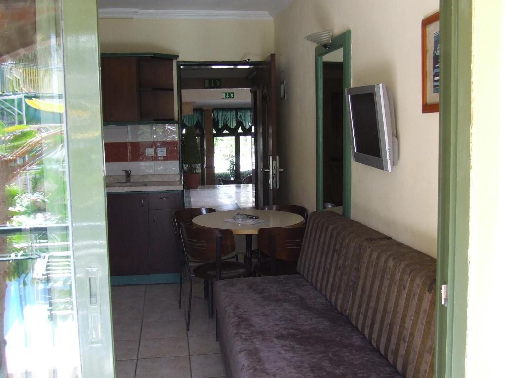 Maxwell Holiday Club Мармарис Екстериор снимка