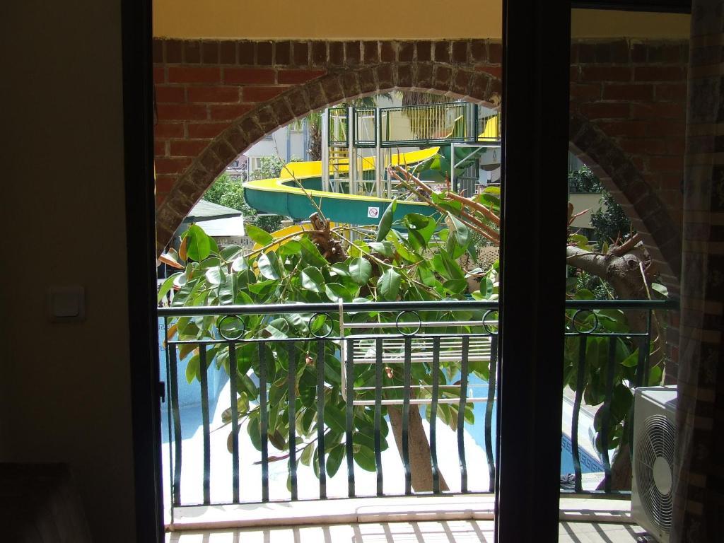 Maxwell Holiday Club Мармарис Екстериор снимка