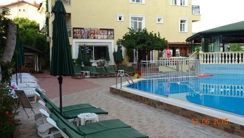 Maxwell Holiday Club Мармарис Екстериор снимка