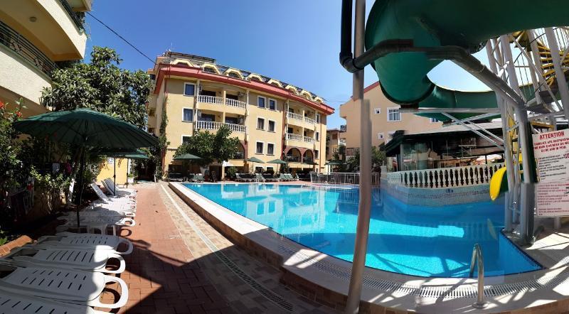 Maxwell Holiday Club Мармарис Екстериор снимка